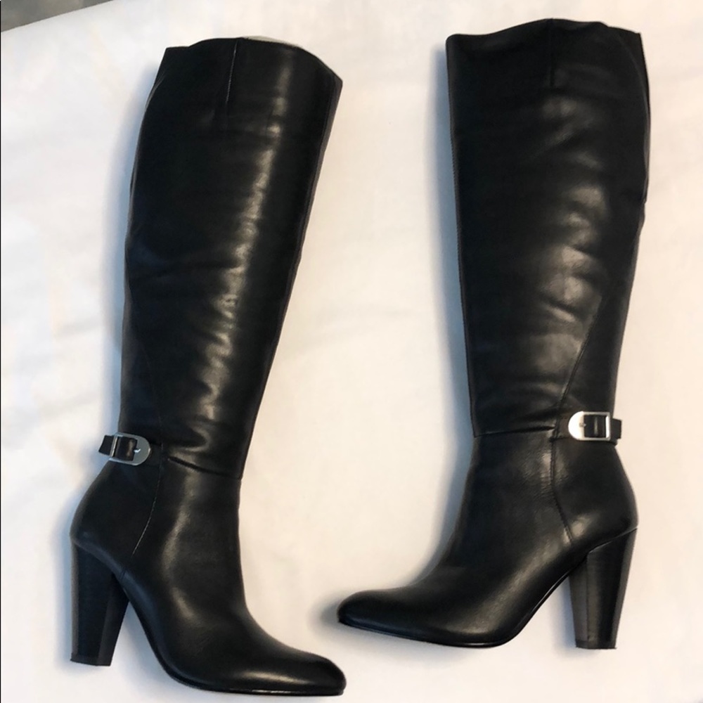 Leather boots